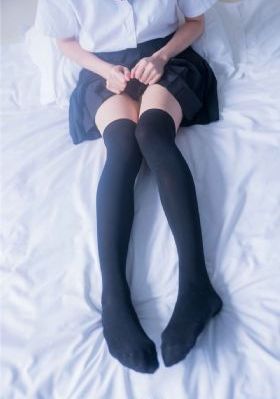 黑人巨大videos亚洲娇小_BD迅雷电影在线