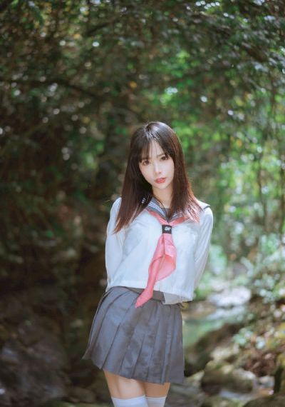 中文字幕巨大的乳专区不卡顿_超清在线观看电视