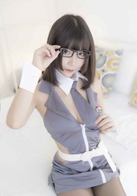 被全班人享用的校花_欧美电影在线